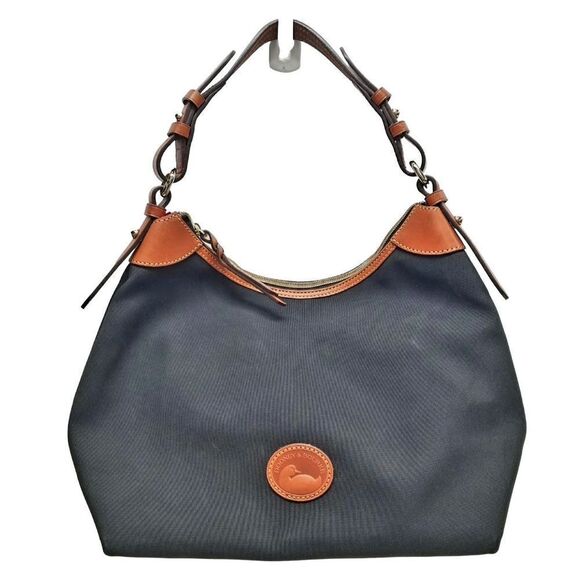 Dooney & Bourke Handbags - Dooney & Bourke shoulder bag
